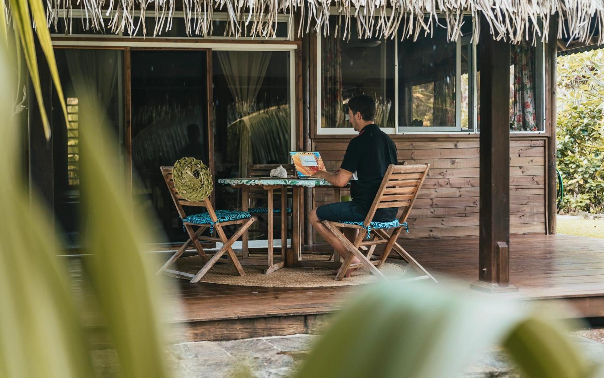 Bungalow Bali Hai Fare Exterior foto